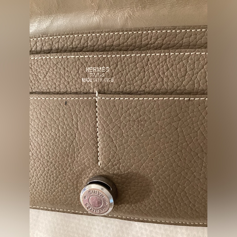 Hermès Dogon Duo Wallet - Picture 11 of 16